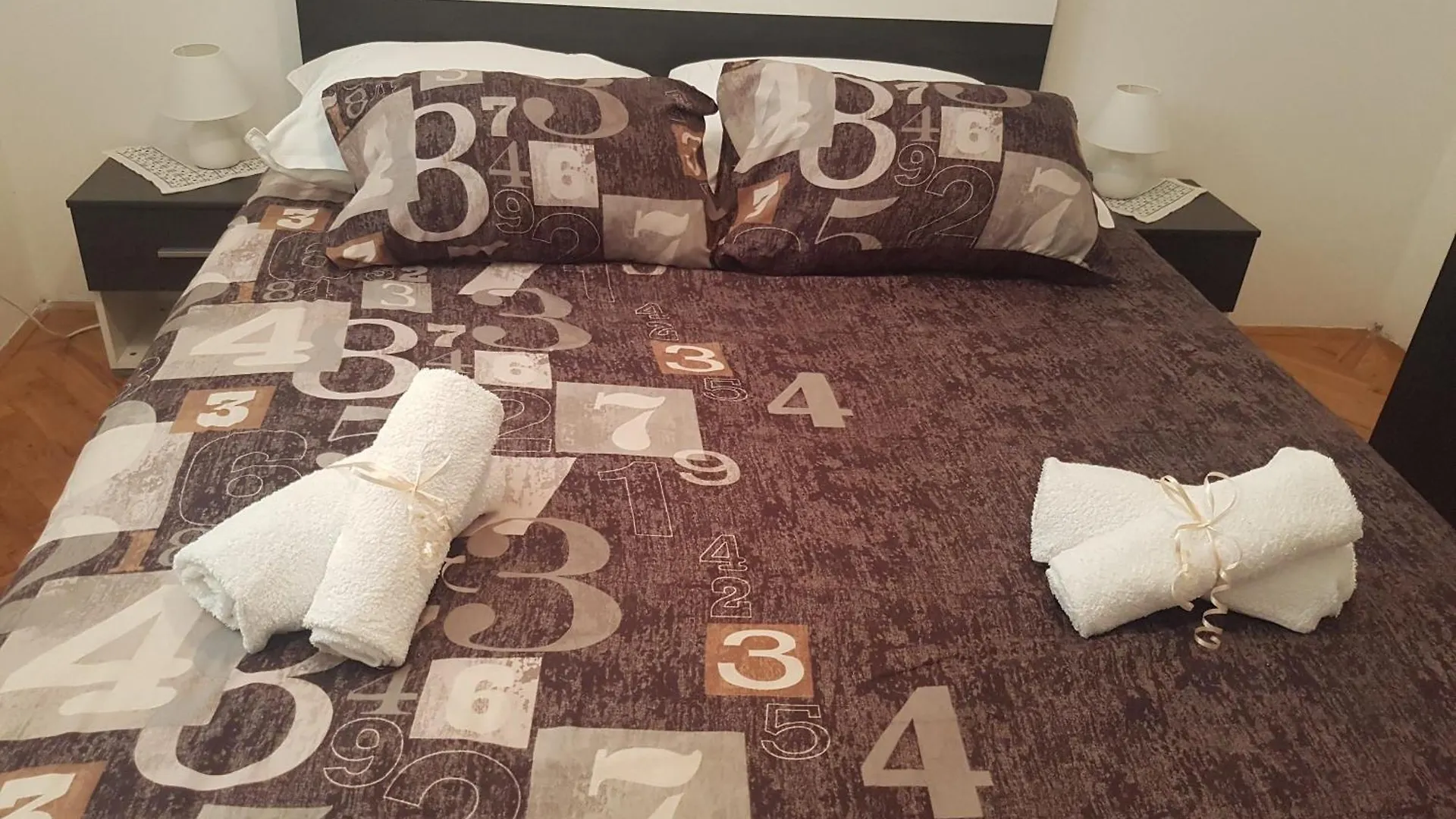 Apartments With A Parking Space Maslenica, Novigrad - 15482 Jasenice